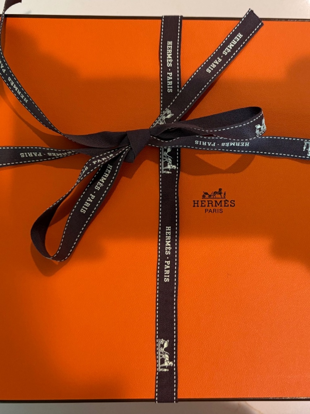 🤎 HERMÈS ORAN SANDALS 🤎 ✨NWOT✨• Worn Once!! • The Iconic Gold Color ✨ • sz 38 - Picture 6 of 6
